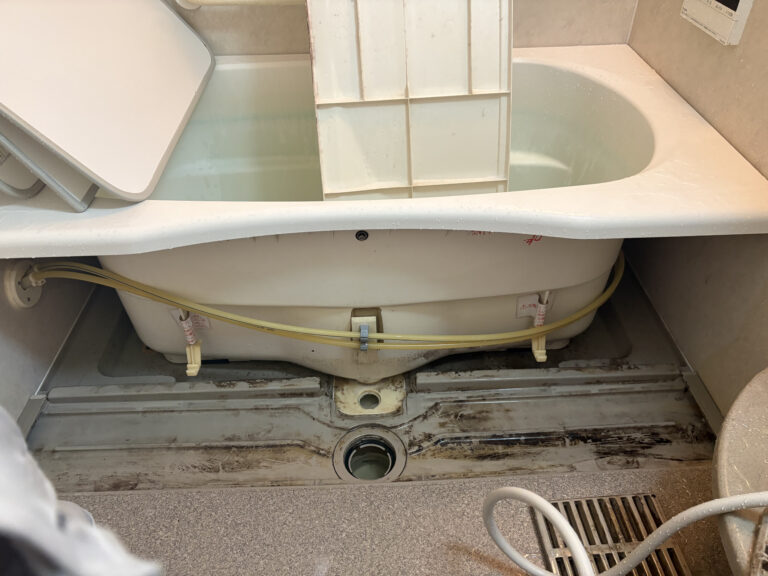 フロエプロン内（作業前２）